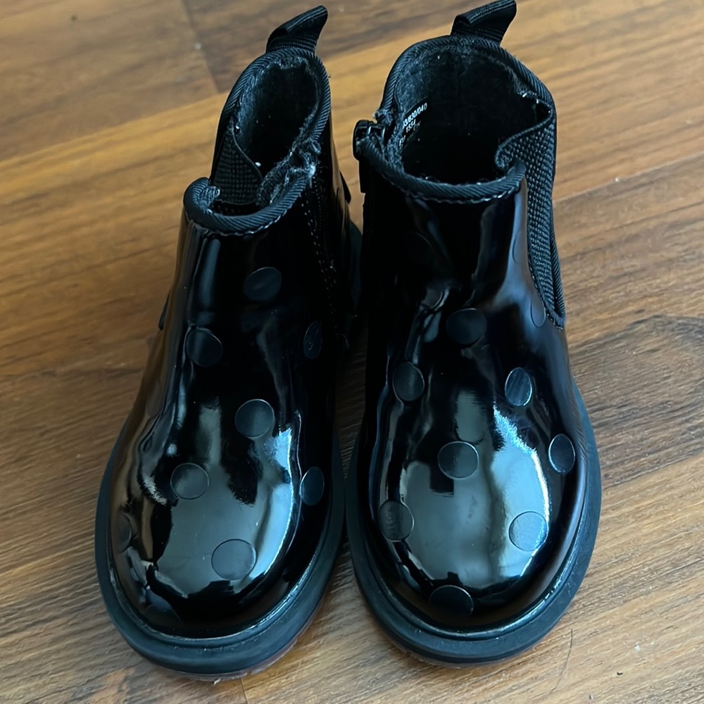 Zara toddler girl Minnie Mouse boots